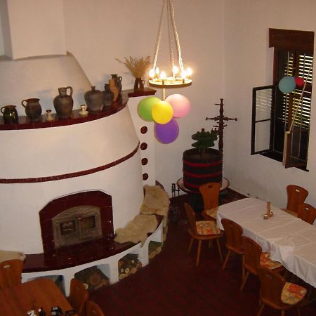 Kisharsány Nitt Pince Es Panzio Bed & Breakfast エクステリア 写真
