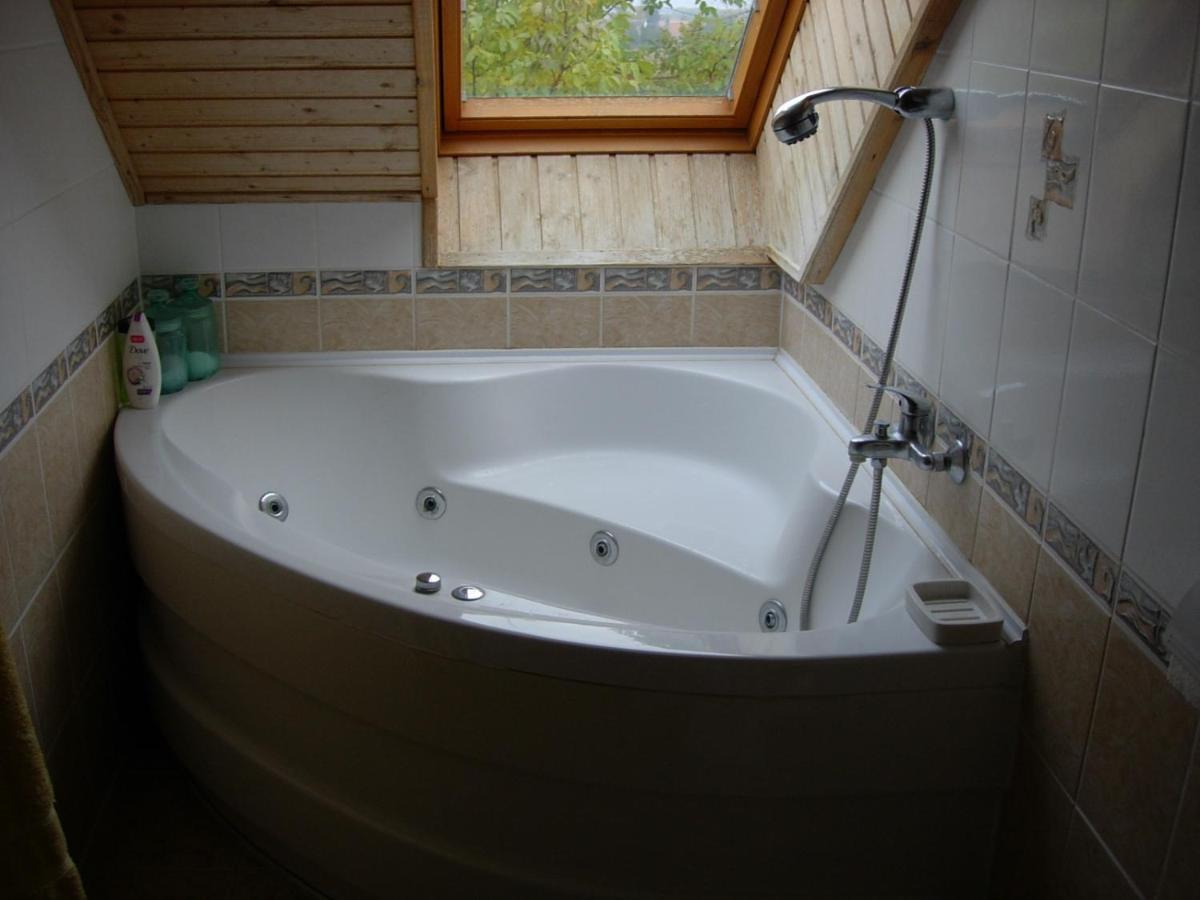 Kisharsány Nitt Pince Es Panzio Bed & Breakfast エクステリア 写真